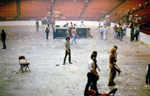 Photos Van Halen At The Philadelphia Spectrum Aug 1978