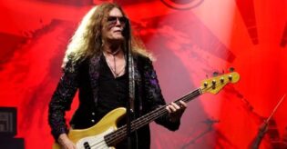 A Glenn Hughes-Fronted Van Halen? Hughes Says It Almost Happened